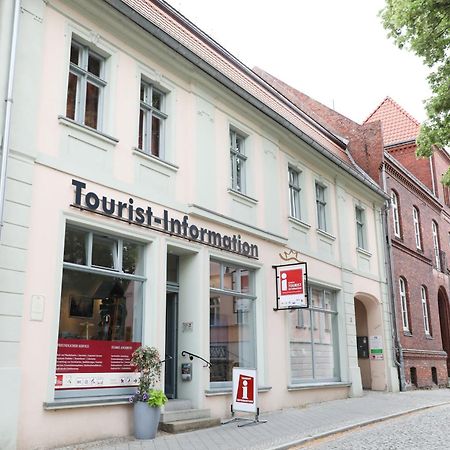 Kl. Fontane Ferienwohnung Bad Freienwalde Direkt Am Markt Dış mekan fotoğraf